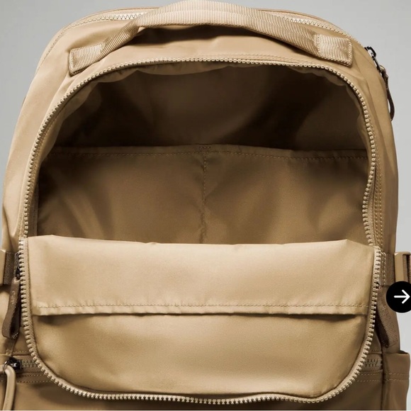 Lululemon new crew backpack 22L logo - Picture 3 of 6